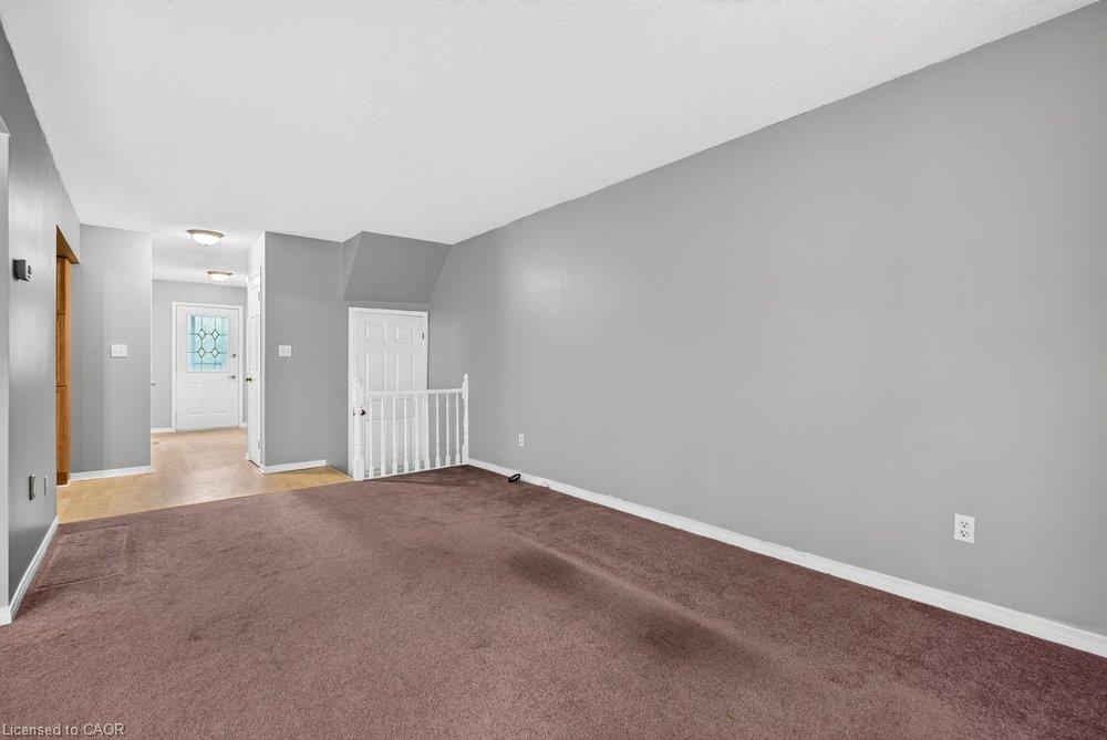 20-2 Royalwood Court Property Photo 15