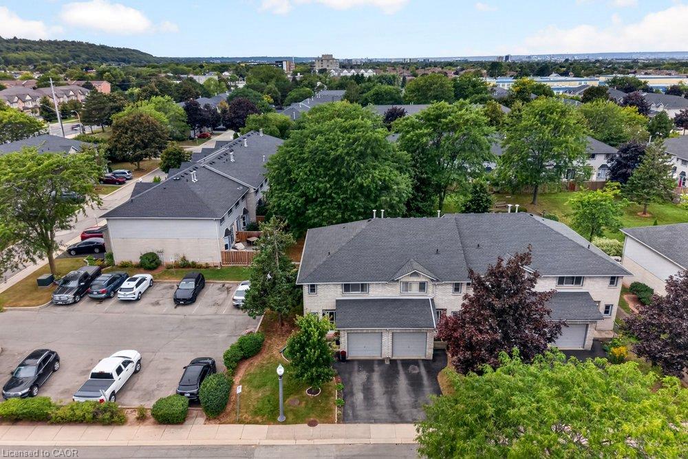 20-2 Royalwood Court Property Photo 41