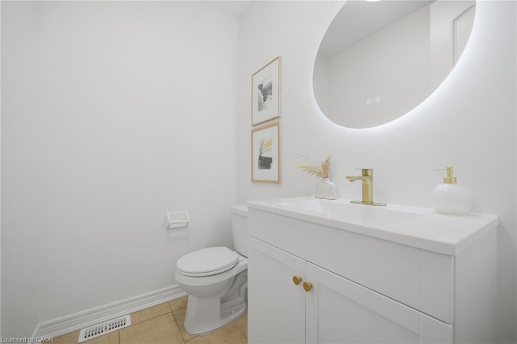 8 Farmhouse Crescent Property Photo 16