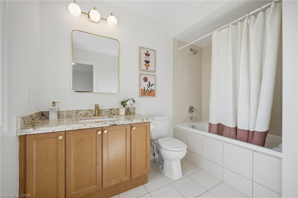 8 Farmhouse Crescent Property Photo 21
