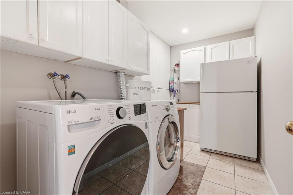 209-2085 Amherst Heights Drive Property Photo 9