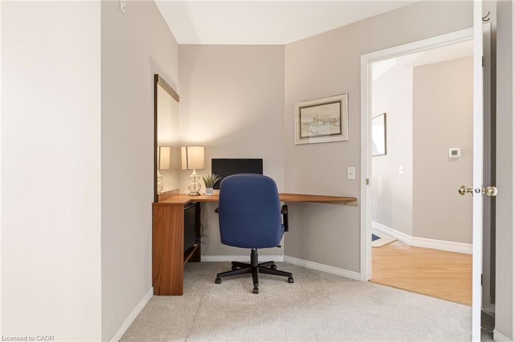 209-2085 Amherst Heights Drive Property Photo 12