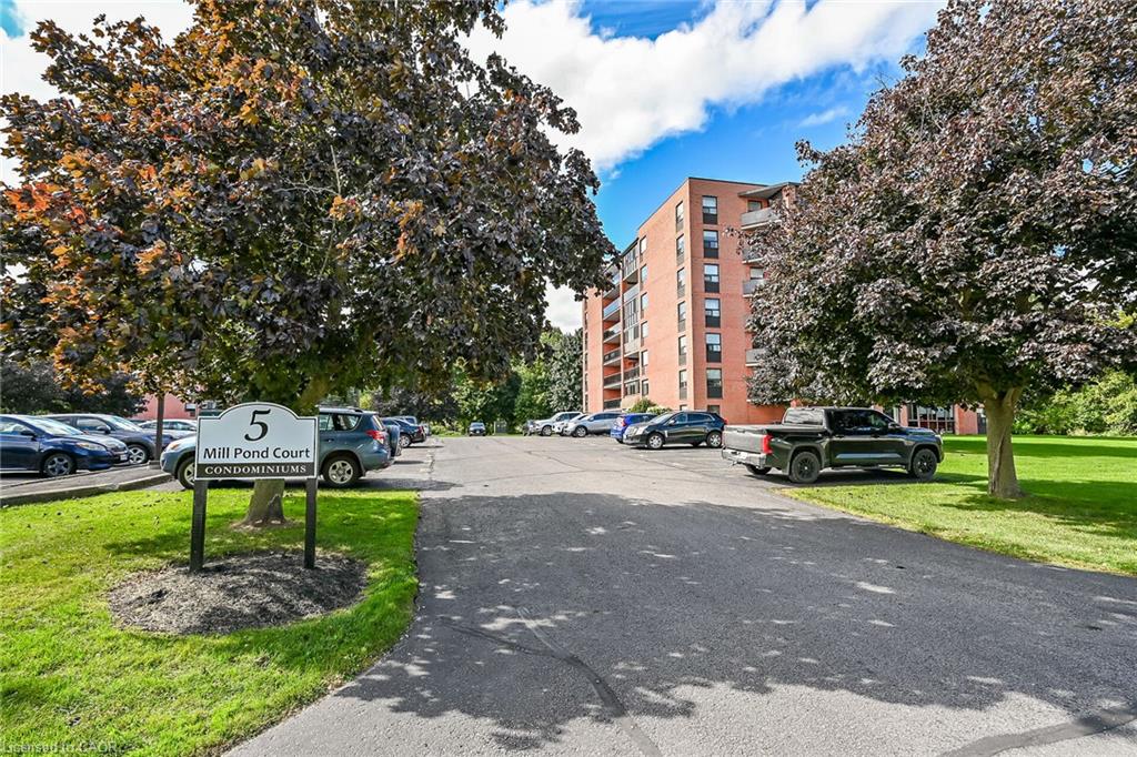 202-5 Mill Pond Court Property Photo 2