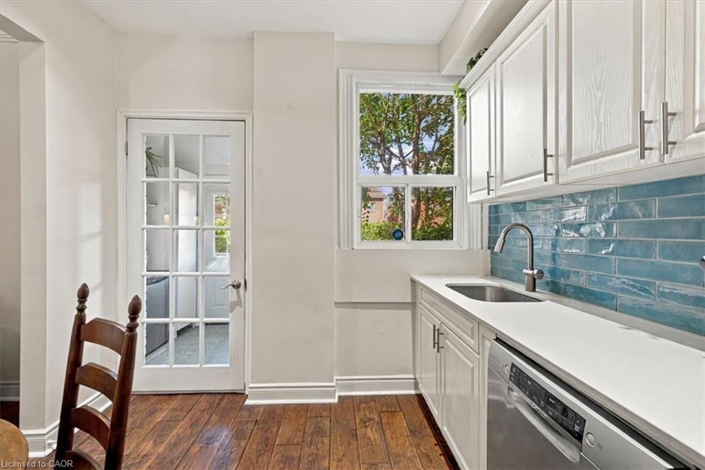 98 Sanford Avenue S Property Photo 23