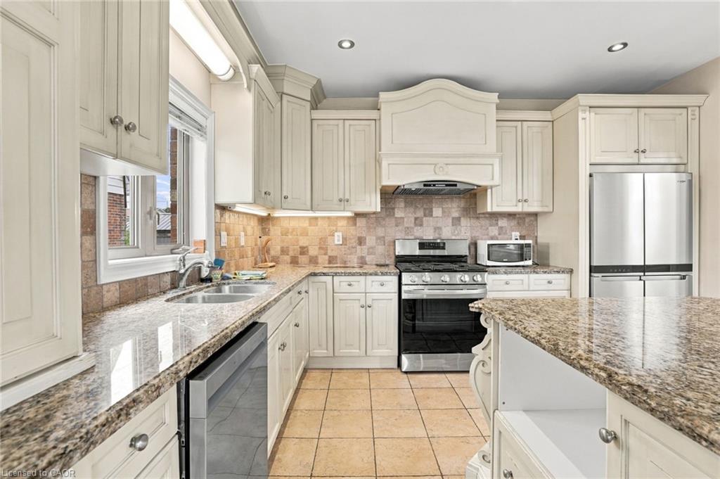 261 Federal Street Property Photo 14