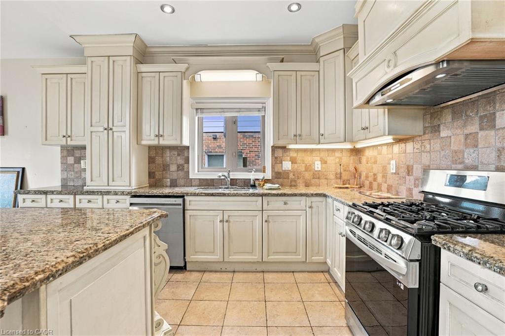 261 Federal Street Property Photo 16