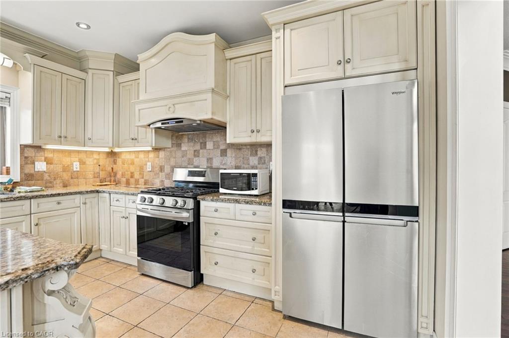261 Federal Street Property Photo 18