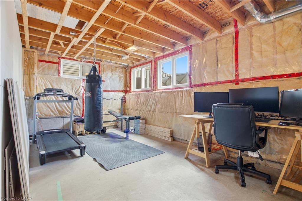 39 Maitland Street Property Photo 21