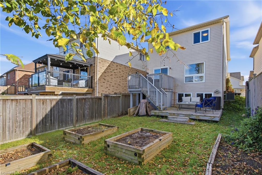 39 Maitland Street Property Photo 23