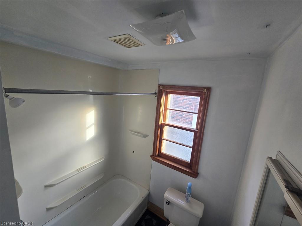 124 Crosthwaite Avenue S Property Photo 16