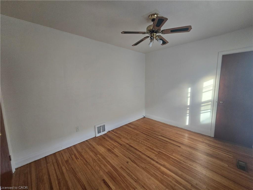 124 Crosthwaite Avenue S Property Photo 22
