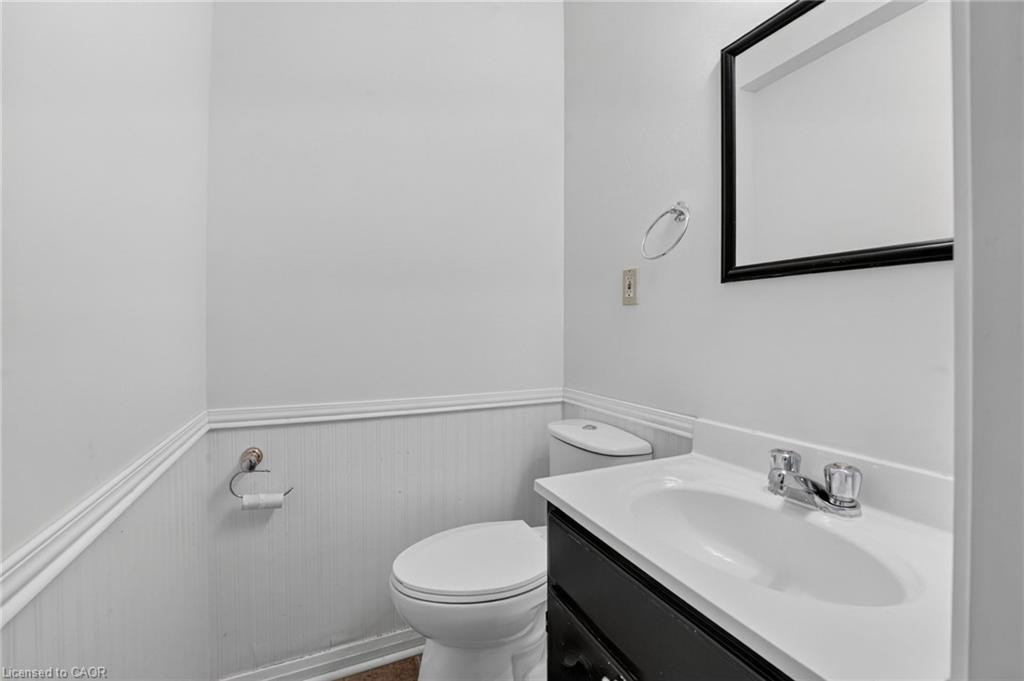 213-215 Maple Street Property Photo 14