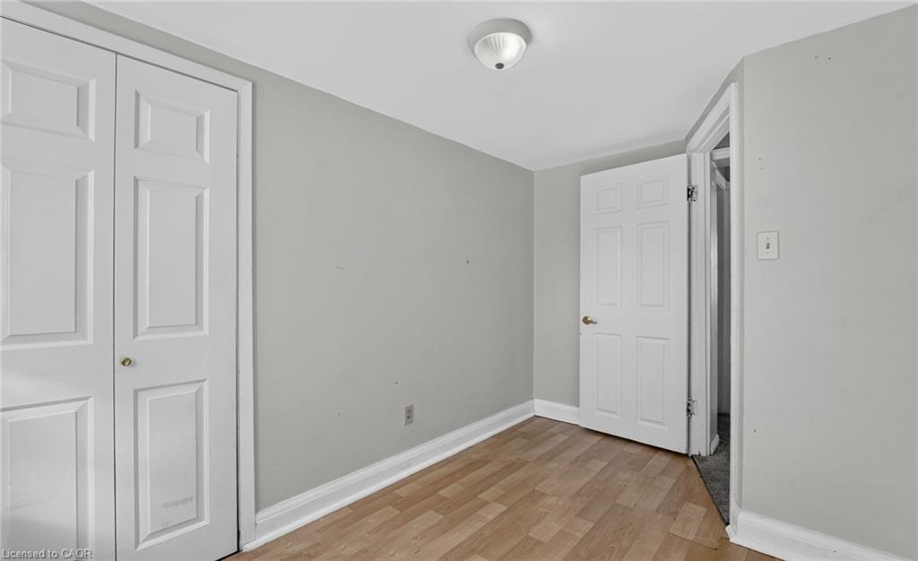 213-215 Maple Street Property Photo 27