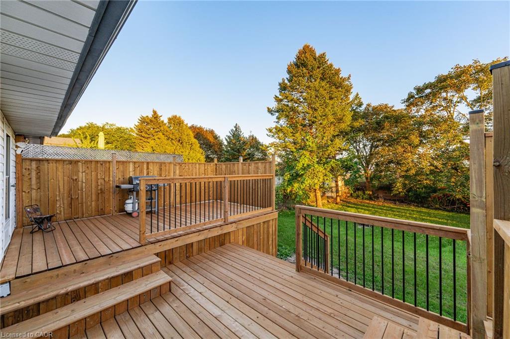 121 Southwood Drive Property Photo 3