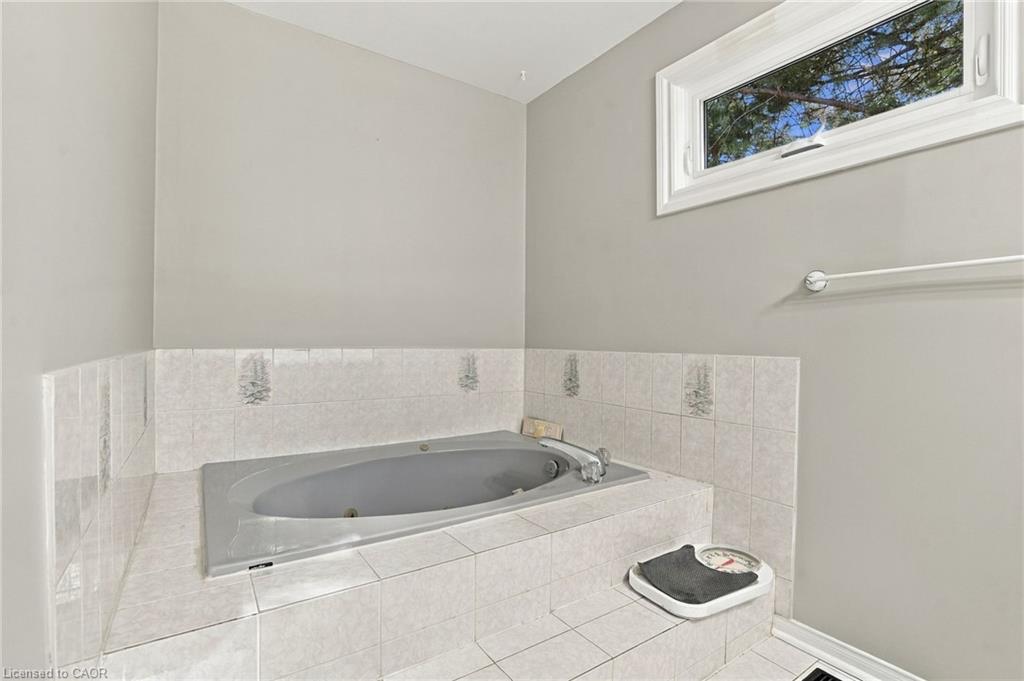 15-1724 The Chase Property Photo 32