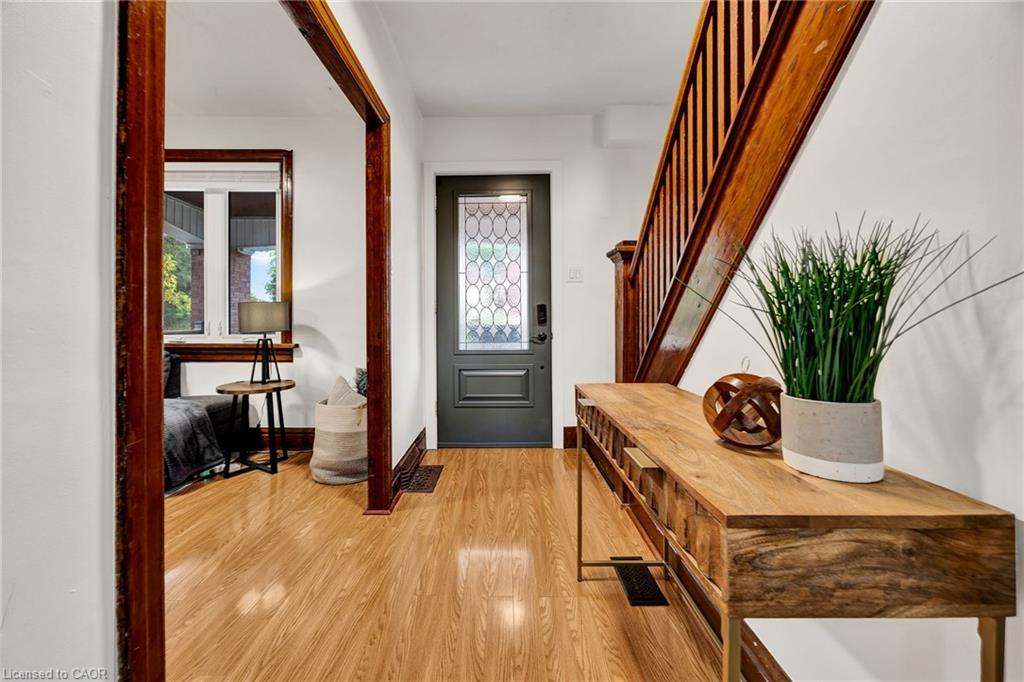 257 Guelph Street Property Photo 13