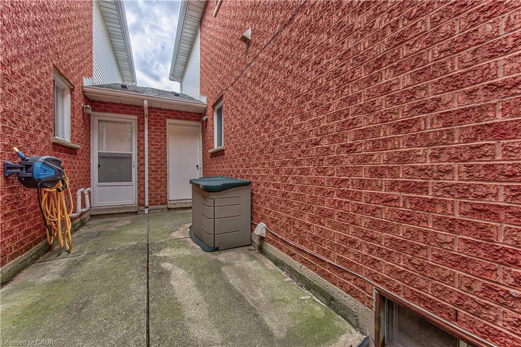 86 Chelsea Crescent Property Photo 38