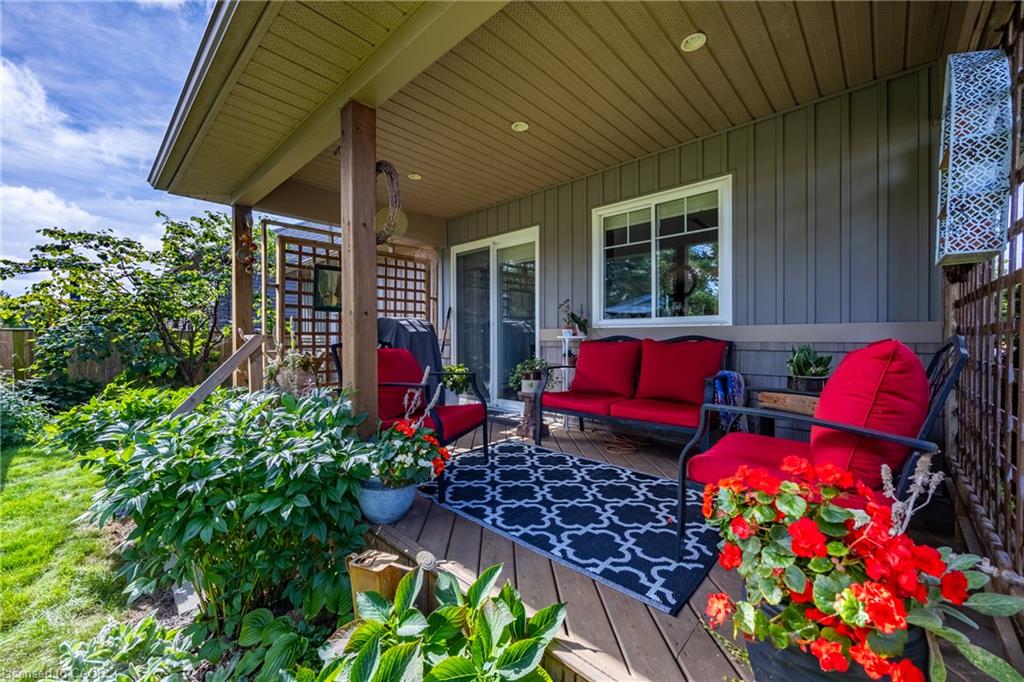 55 Backus Drive Property Photo 33