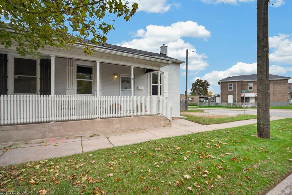 147 Pearl Street Property Photo 4