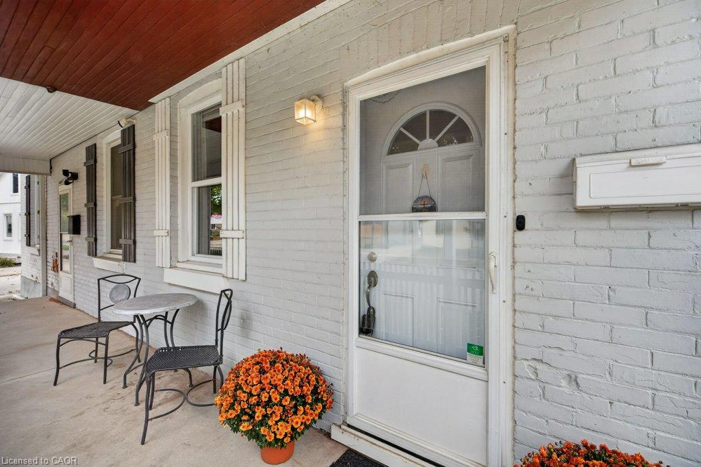 147 Pearl Street Property Photo 6