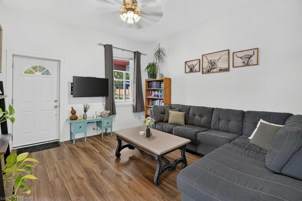 147 Pearl Street Property Photo 8