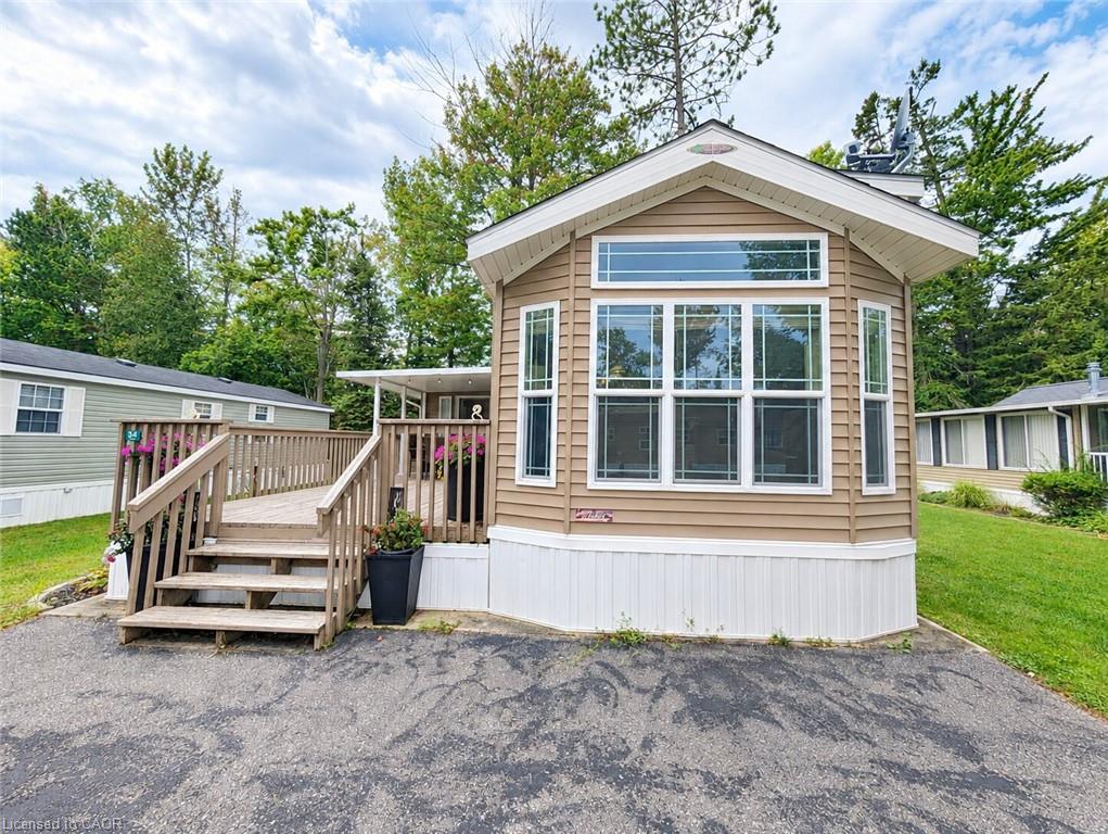 34 Temagami Trail Property Photo 1
