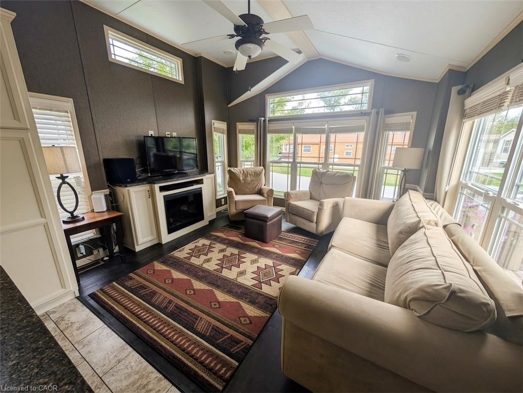 34 Temagami Trail Property Photo 4