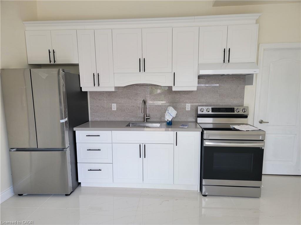 2-103 Peel Street Property Photo 2