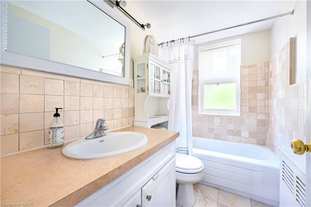 9-2422 New Street Property Photo 22