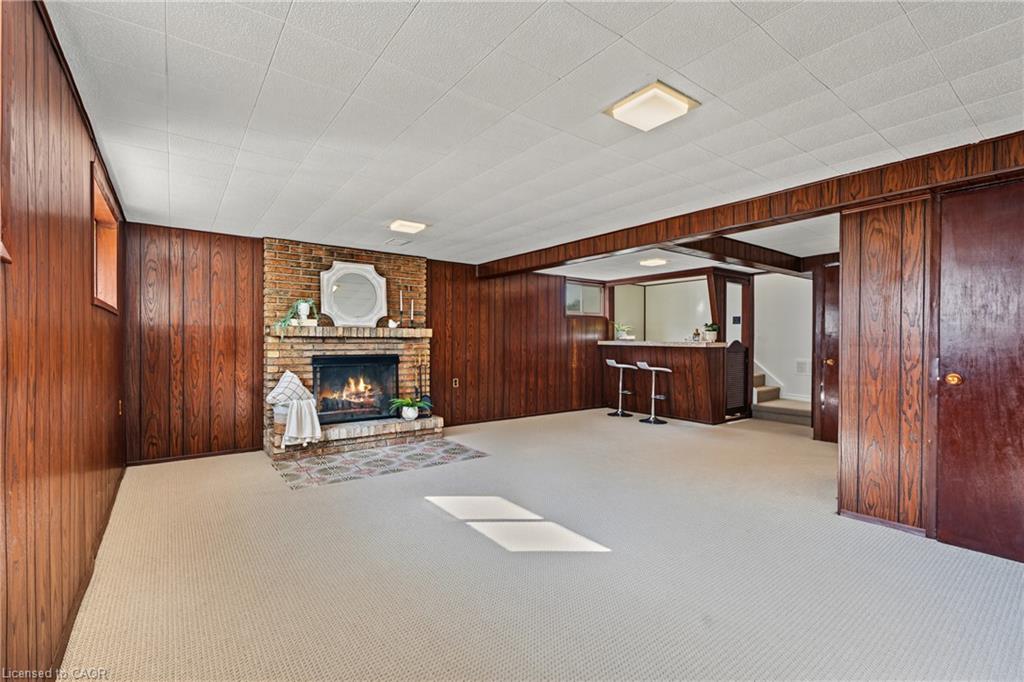 589 Mohawk Road W Property Photo 23