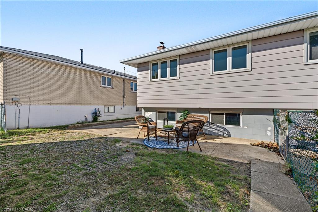589 Mohawk Road W Property Photo 30
