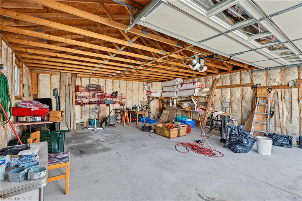 589 Mohawk Road W Property Photo 35