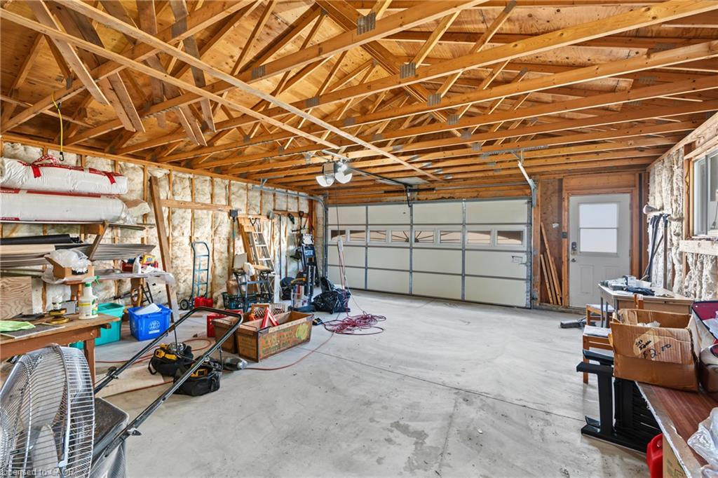 589 Mohawk Road W Property Photo 36