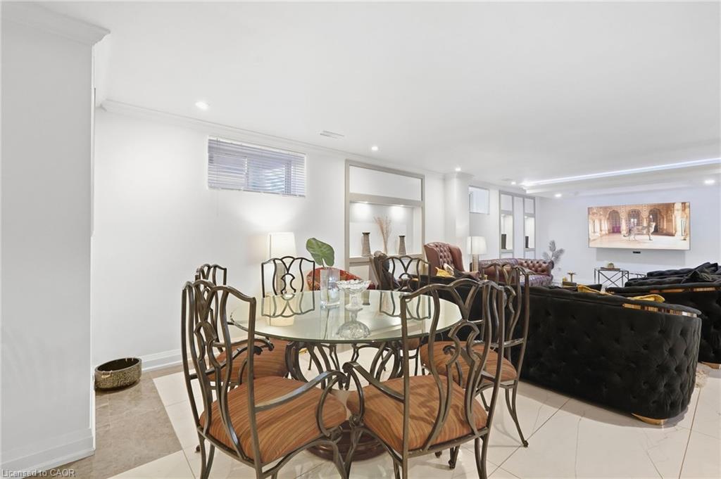 88 Eringate Court Property Photo 24