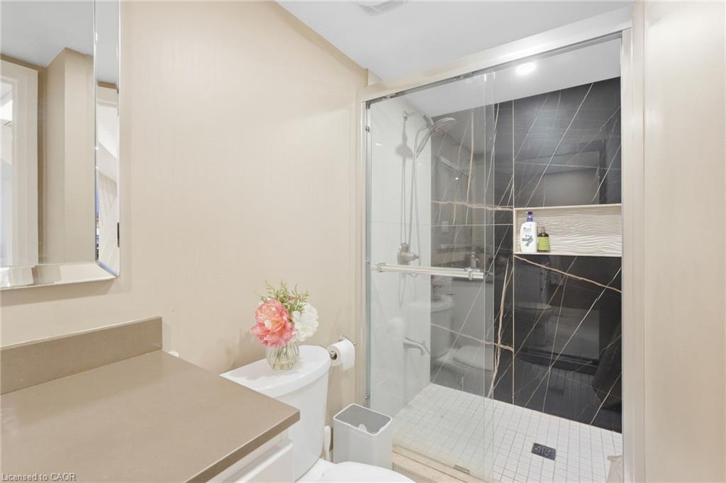 88 Eringate Court Property Photo 26