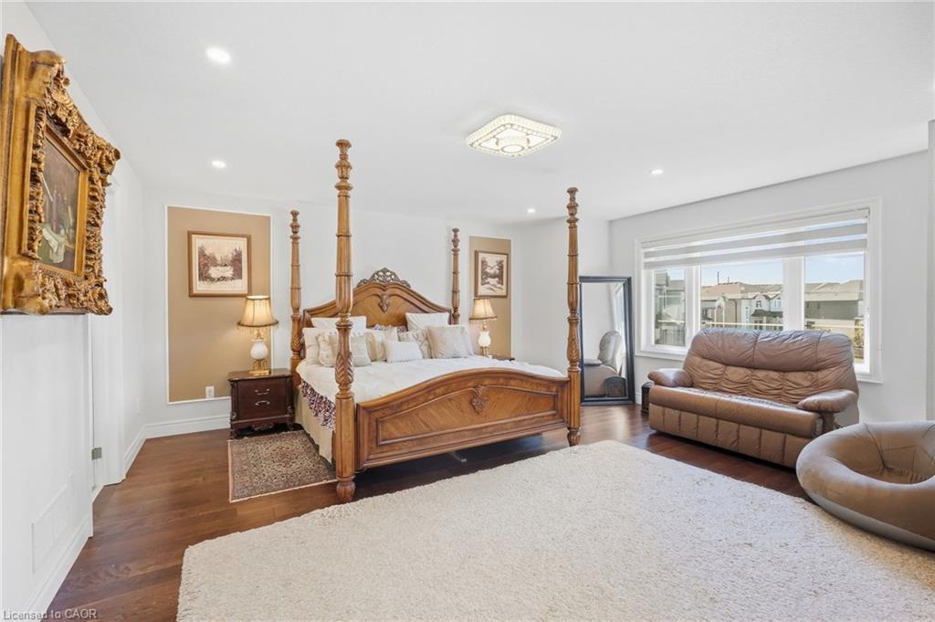 88 Eringate Court Property Photo 29
