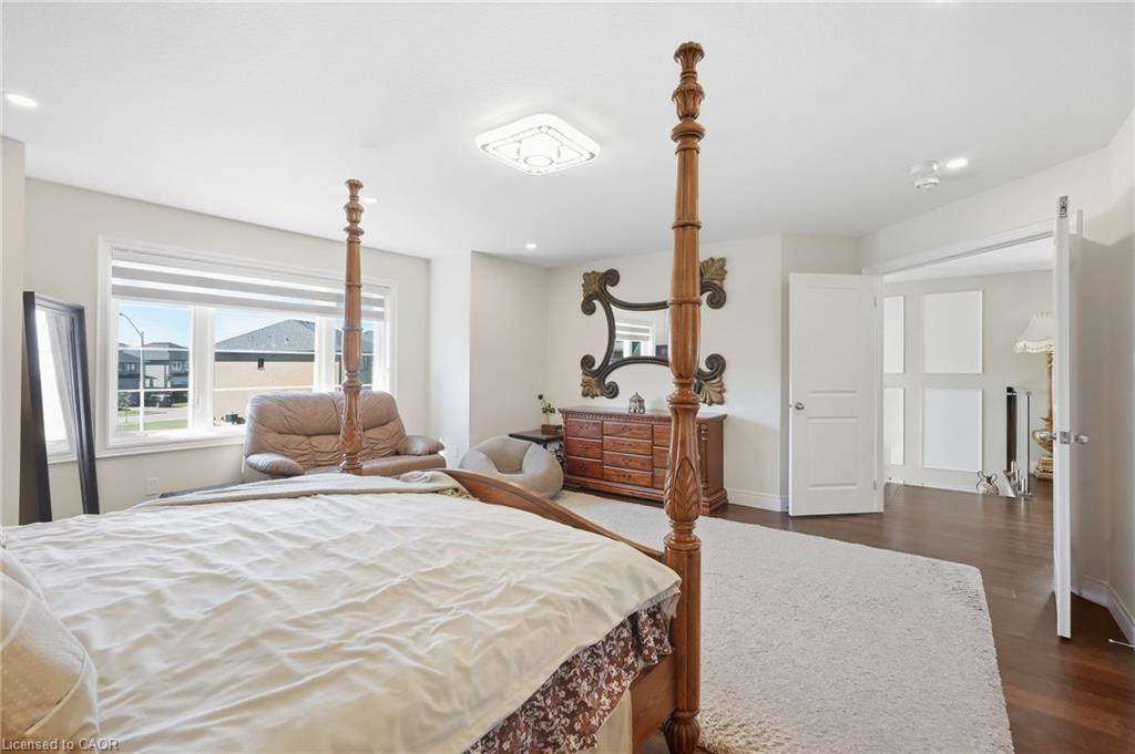 88 Eringate Court Property Photo 30