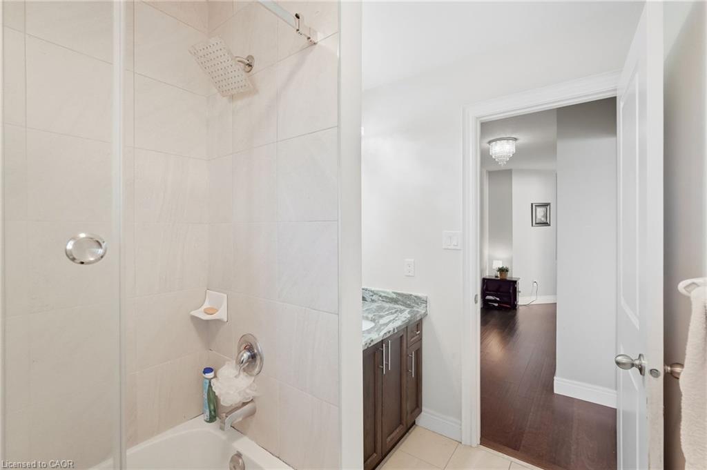 88 Eringate Court Property Photo 34