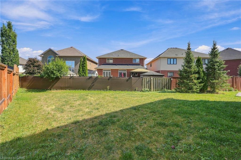 88 Eringate Court Property Photo 42