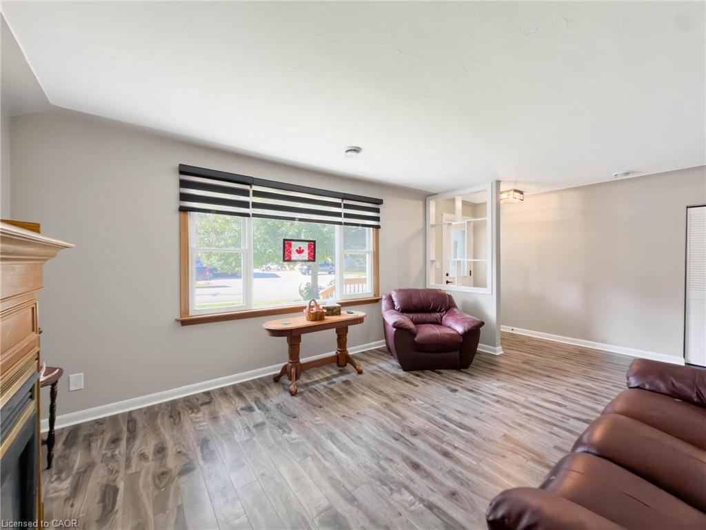 323 Brace Street Property Photo 17