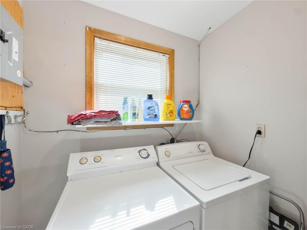 323 Brace Street Property Photo 24