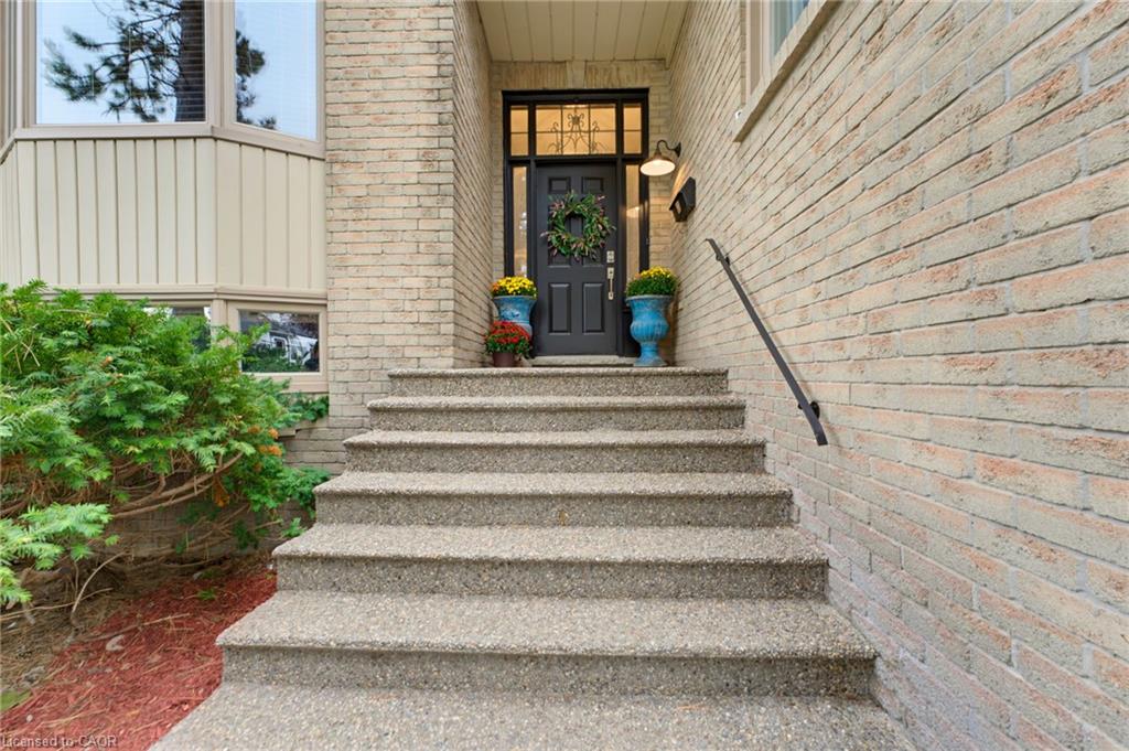 28 Seymour Drive Property Photo 6