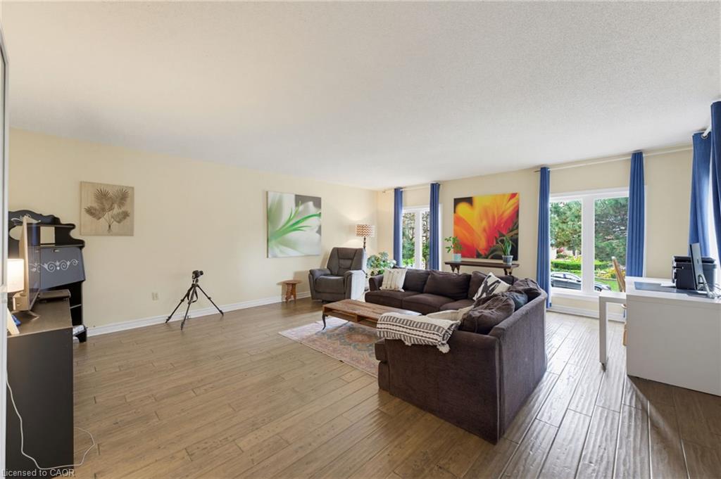 28 Seymour Drive Property Photo 20
