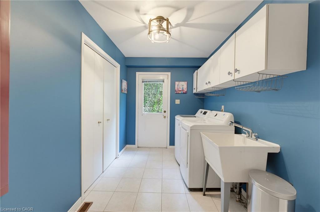 28 Seymour Drive Property Photo 22