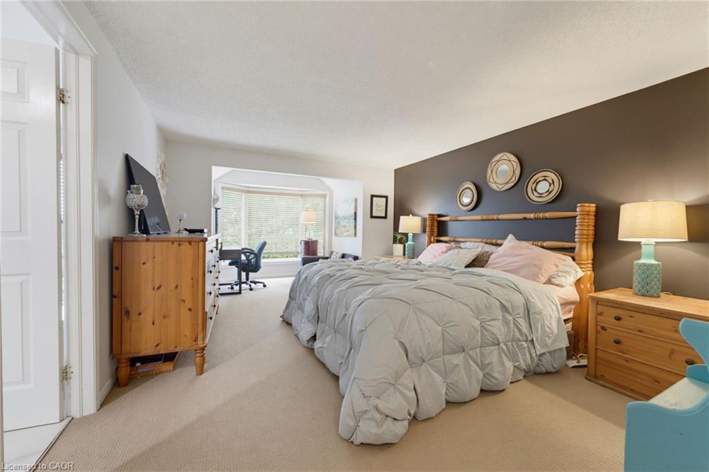 28 Seymour Drive Property Photo 24