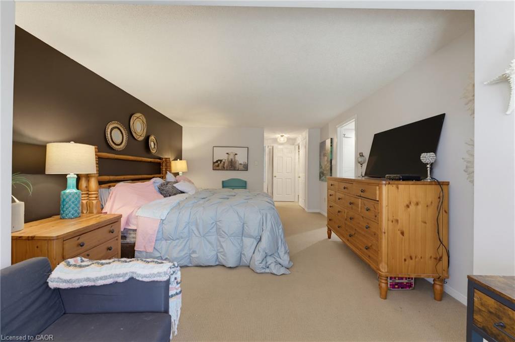 28 Seymour Drive Property Photo 25