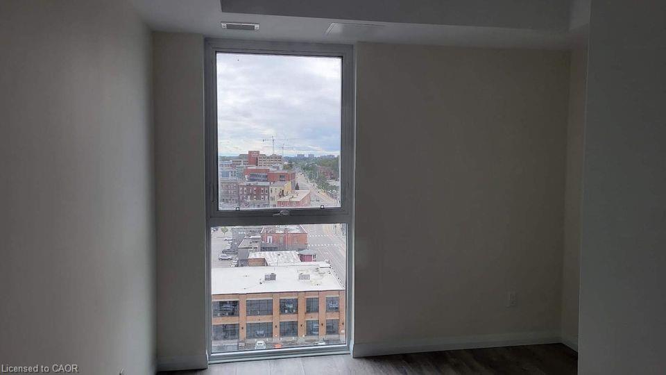 1104-60 Charles Street W Property Photo 11