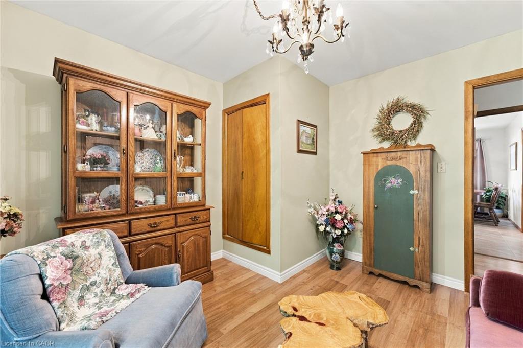 229 Drury Lane Property Photo 13