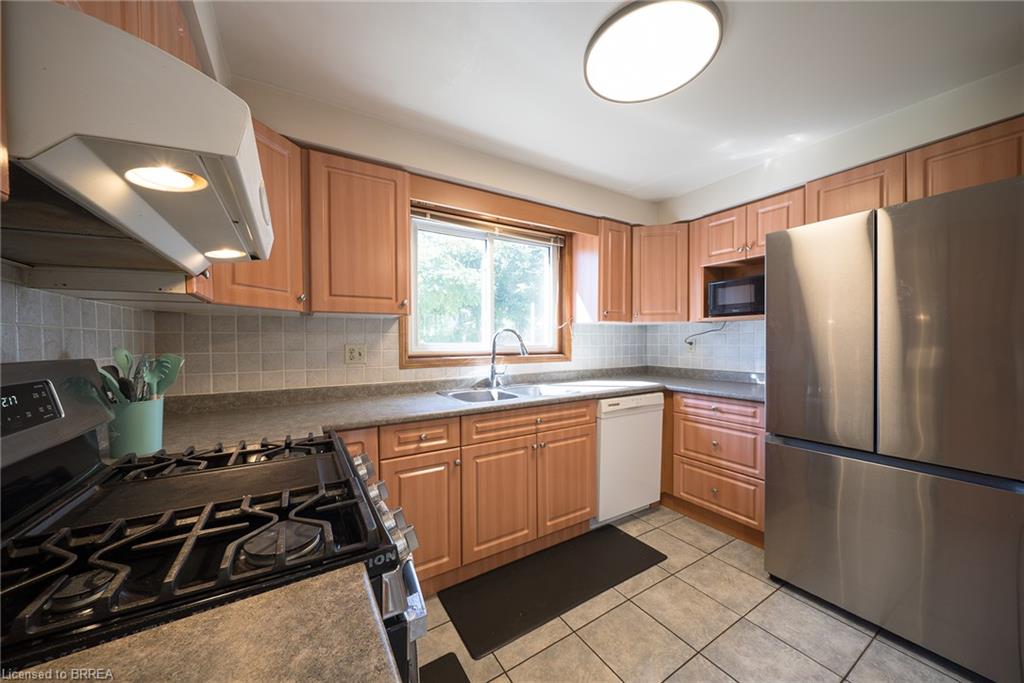 32 Avondale Crescent Property Photo 22