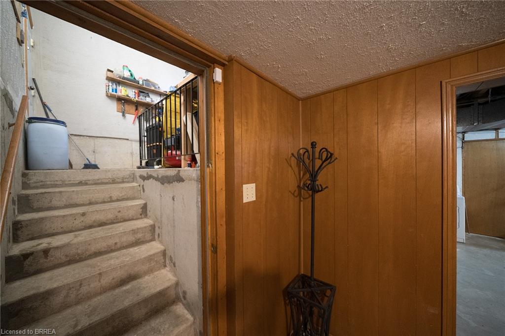 32 Avondale Crescent Property Photo 31